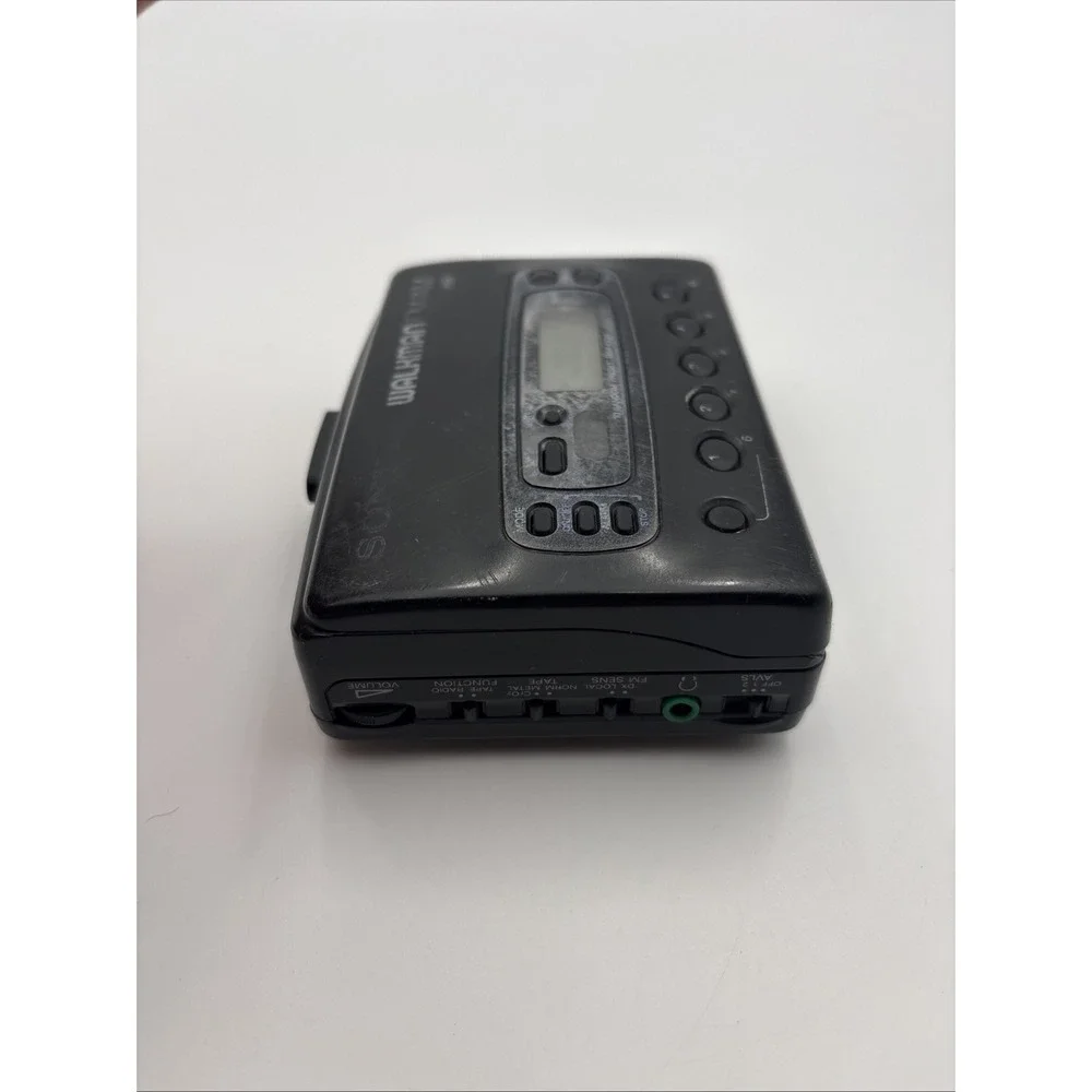 Sony Walkman WM-FX28 Cassette Player AM/FM Radio Tape Player Black Working